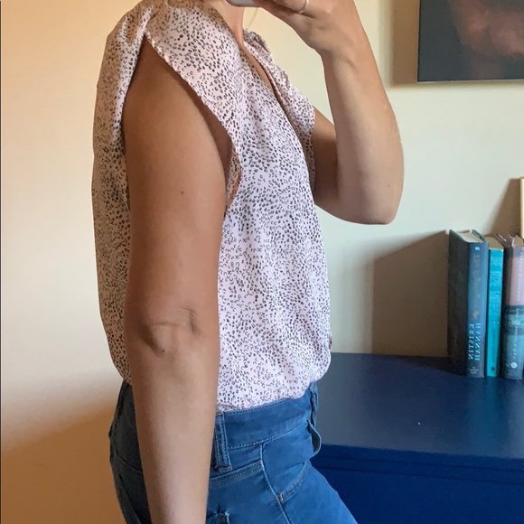 H&M blouse - Picture 2 of 3